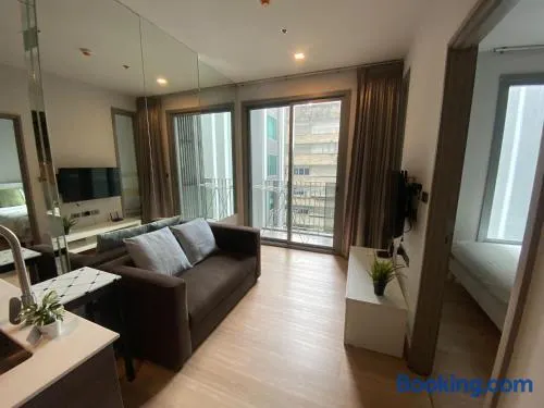 Ceil by Sansiri Stylish 1 Bed Pool Free Shuttle to BTS Ekamai Ekkamai Thonglor - Image 1
