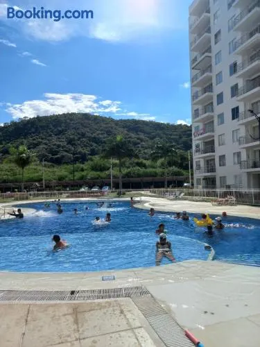 Apartamento Agualina Orange con vista a la piscina - Image 1