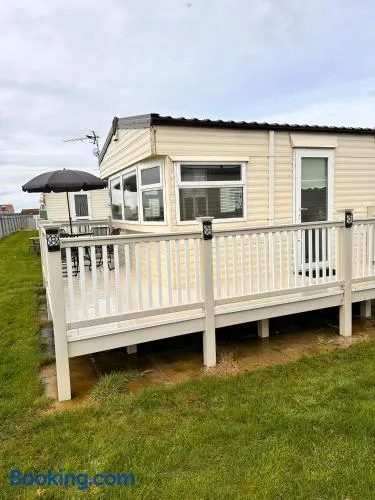 Browns caravan rentals, ingoldmells 4 berth caravan silver beach - Image 1