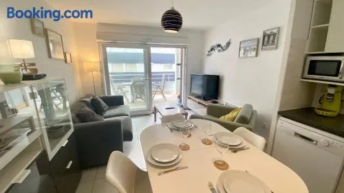 Superbe appartement cosy, à 50m de la plage, 4 pers - Image 1