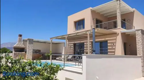 IRINI. seaview - beach - pool - privacy - Image 1