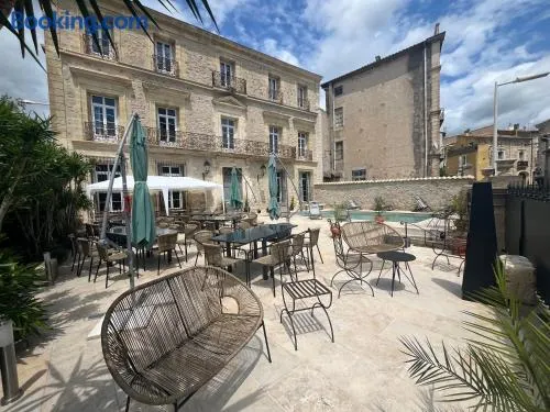 Demeure Sainte Clotilde, événementiel et chambres d'hôtes à Neffies - Image 1