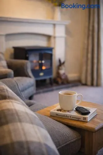 Morndyke Cottage - Image 1