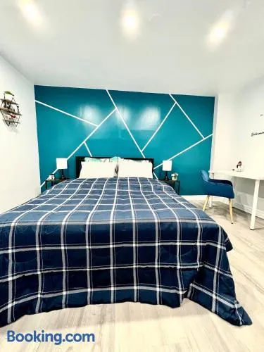 Private Room Near Airport K7 - Image 1