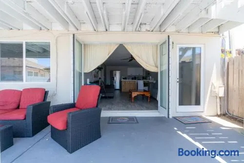BEACHFRONT COTTAGE LOWER UNIT - Image 1