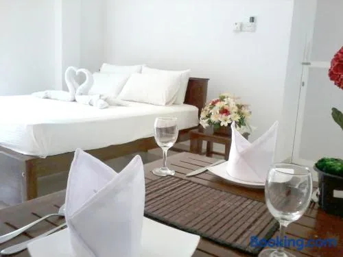 Vintop Hotel & Homestays Gampaha - Image 1