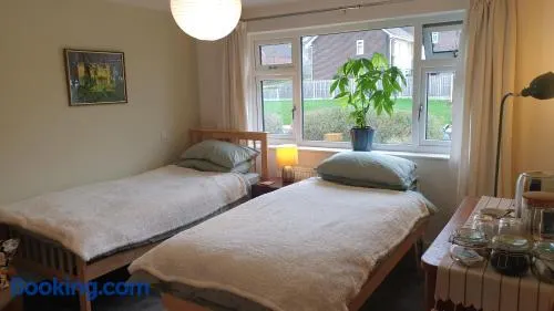 15 Kershaw Crescent - Image 1