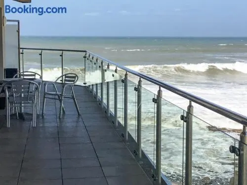 Wow Westward Ho! - Image 1