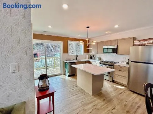 2 Bedroom Apartment in SONO! - Image 1