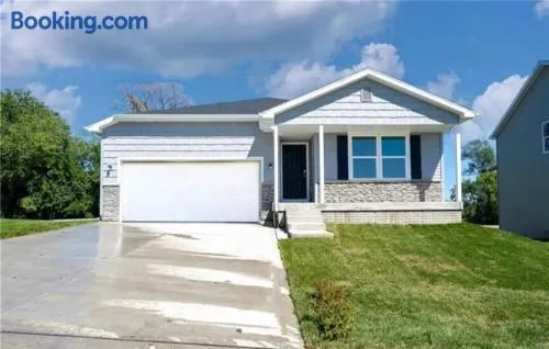 Modern Comfort - Image 1