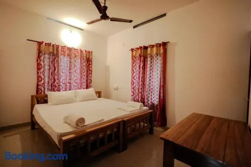 Sherin Cottage - Image 1