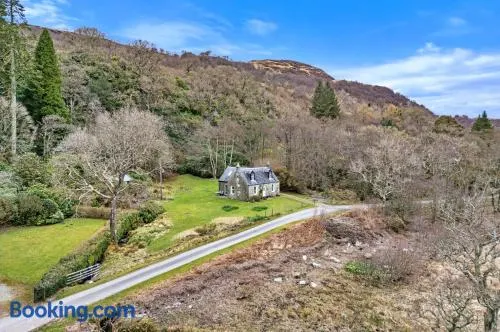 Lochead Cottage Ellary - Image 1