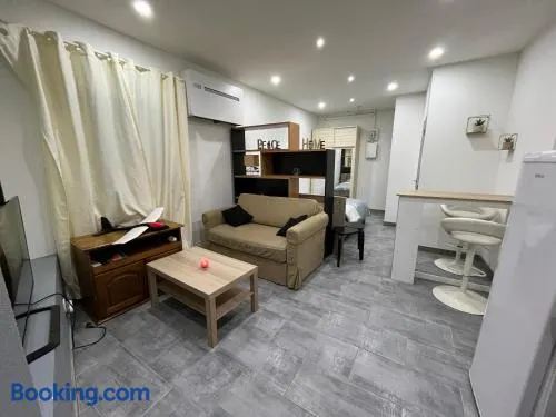 grand studio - Image 1