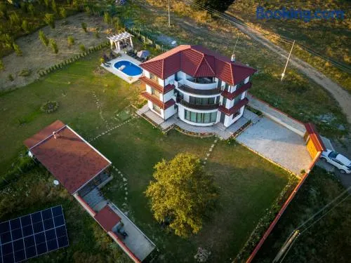 Къща за гости Гардения - Image 1