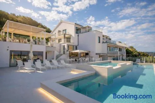 Zlatni Zalaz,Apartments,Supetarska Draga - Image 1