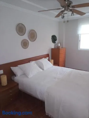 Apartamento Salamandra 100m2 con AC, piscina y terraza - Image 1