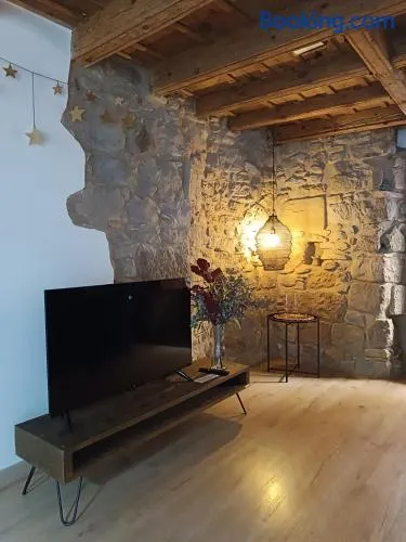 Ca la Francisqueta, La Tina i el Deso Apartament amb encant a Solsona - Image 1