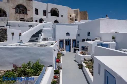 Labyrinth Traditional Houses - Image 1