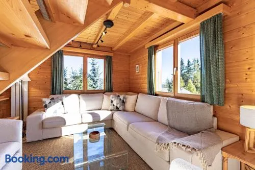 Esperanza SKI IN & SKI OUT chalet 8 pers - Image 1