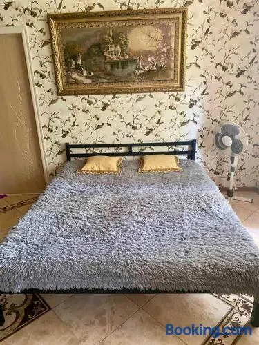 Квартира з авторським ремонтом - Image 1