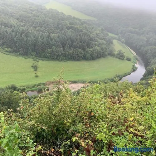 Symonds Yat West Holiday Cottage 8 WRC with views of Yat Rock - Image 1