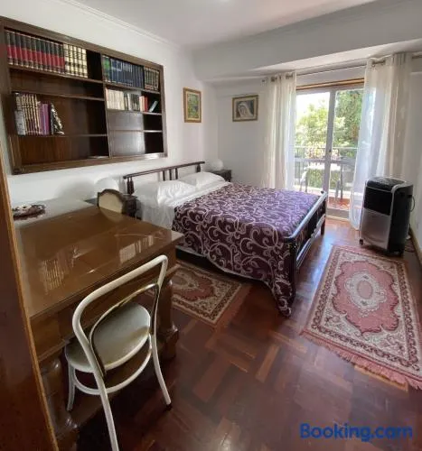 Chambre chez l'habitant avec internet haut débit | Vue jardin - Image 1