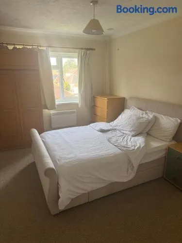 10 Edney court - Image 1
