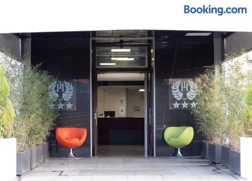 Tiby Hotel - Image 1