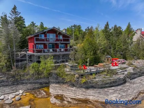 Norse Nook SAUNAHOT TUB Waterfront - Image 1