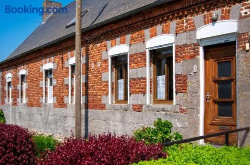 Maison charmante à Clairfayts avec terrasse accueillante - Image 1