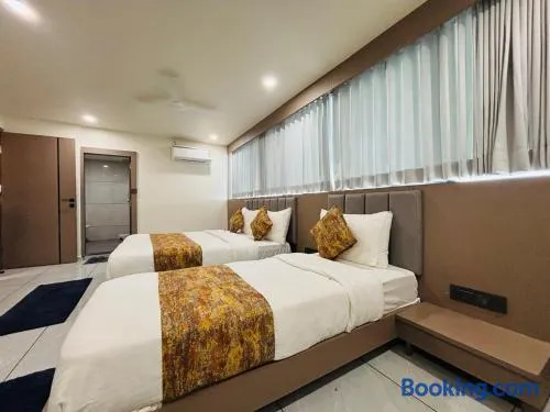 Hotel President AC Rooms - Image 1