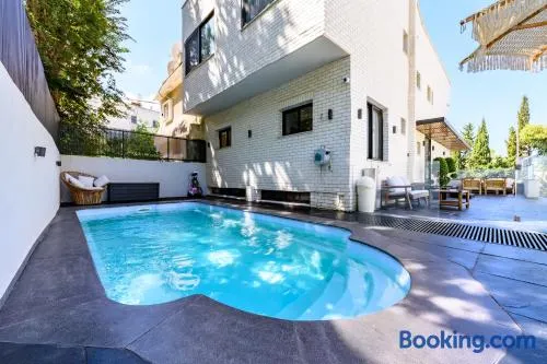 Rokah Luxury Villa at Ramat HaHayal - Image 1