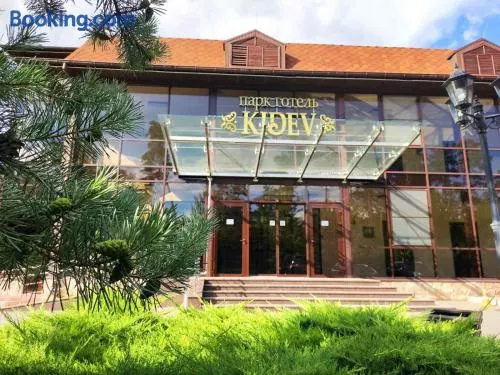 Park-Hotel Kidev - Image 1