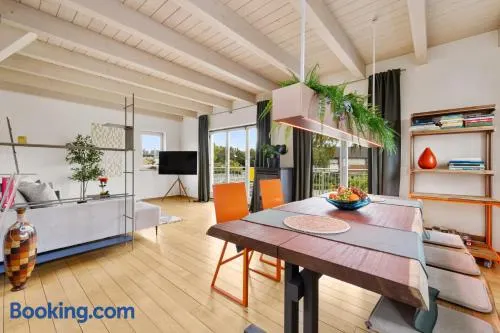 Svyvo Cologne-Esch Design Apartment - Image 1