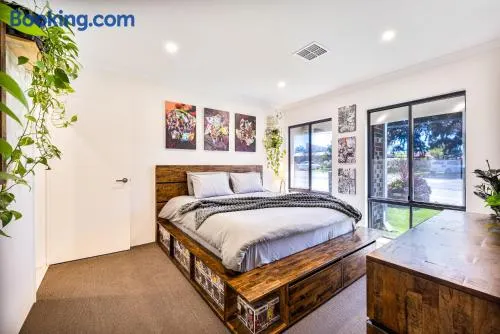 King Suite with Private Ensuite - Image 1