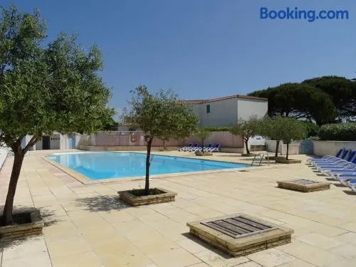 AGATHE Bel appartement avec piscine - Image 1