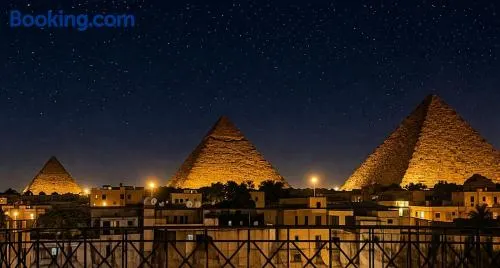 Pyramids Hotel - Image 1