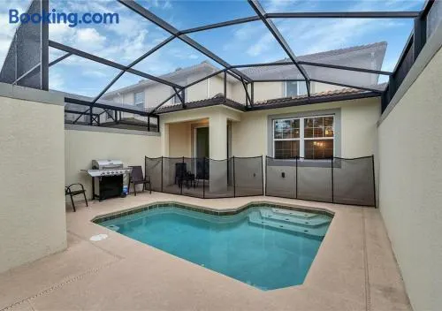Maison conviviale et familiale avec jacuzzi, piscine privée et barbecue | Vue lac - Image 1