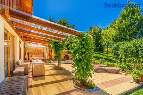 Bed and breakfast in the middle of nature - Image 1