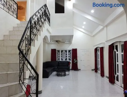 OMG Guesthouse Room for 3 Ground floor - Image 1