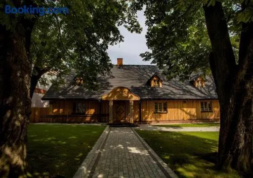 Dworek Modrzewiowy - Image 1