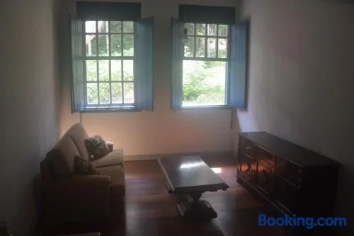 Casa de Campo Fazenda, localizada 8km da cidade de Guaxupé, na Zona Rural - Image 1