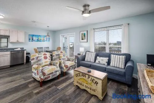Sunset Cottages 4C Pet friendly condo - Image 1