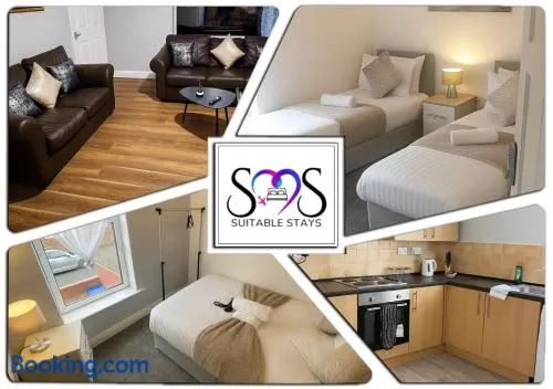 3-BR Beachside Escape -Perfect for Families & Groups -Spacious & Cozy - Image 1