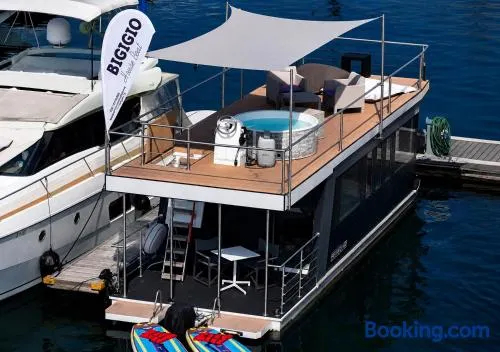 NEON Bigigio House Boat - Image 1