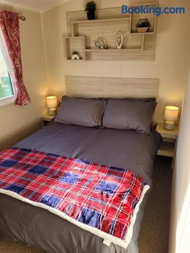 Point Clear 4 bed Static Caravan - Image 1