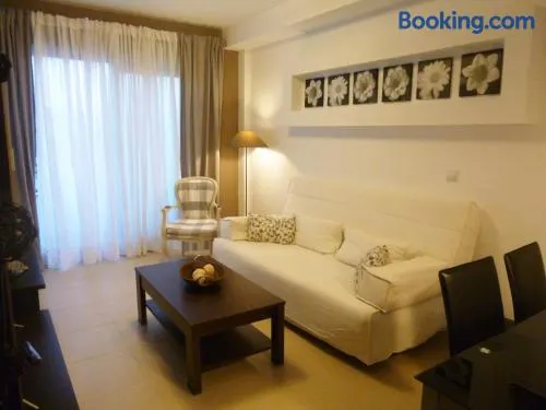 Apartamento con piscina - Image 1