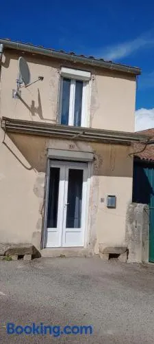 Appartement cosy à Le Caylar 38m² avec parking - Image 1