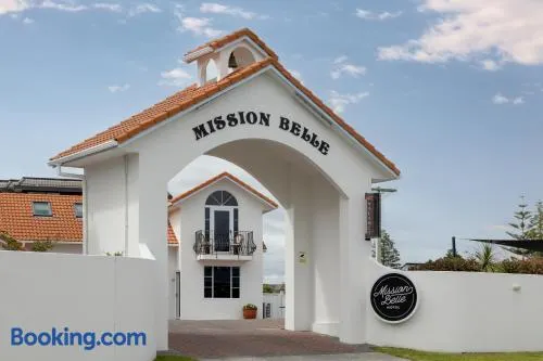 The Mission Belle Motel - Image 1