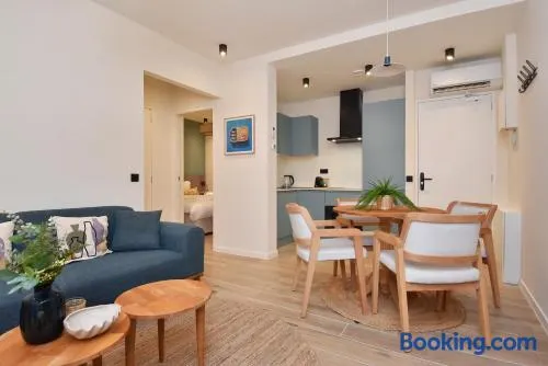 Curated apartment near Scheveningen beach - Image 1